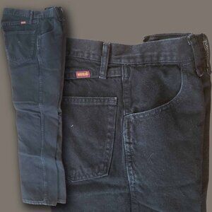 Rustler Black Denim Jeans 32x29  Straight leg. cotton Denim (not stretch)